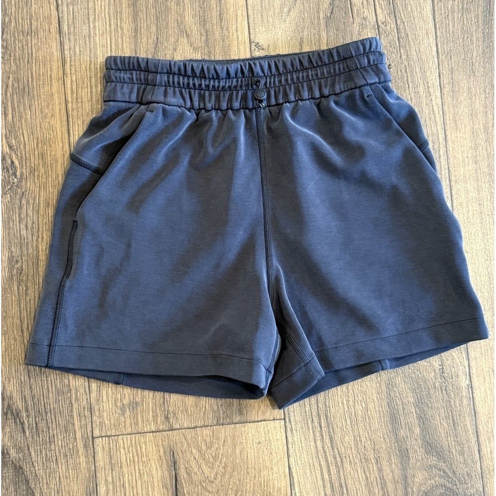 Lululemon Women's Black High Rise Athletic Running Shorts Size 2 Drawstring